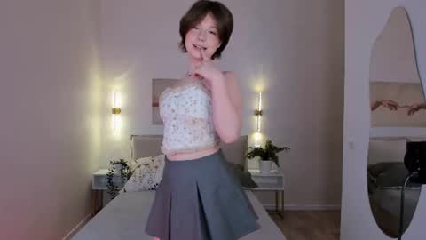 honeywink online show from June 8, 2:28 pm