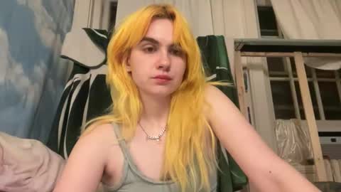 Emi Rose online show from April 22, 2:03 am