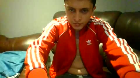 Snapshot of honny01 chatting on September 17, 7:54 am honny01 online show from September 17, 7:54 am