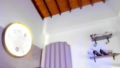 honnyy_23 online show from July 10, 9:17 pm