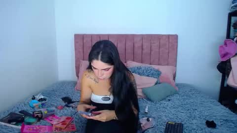 Snapshot of hoot_alicee chatting on December 22, 8:50 pm ONLYFANS online show from December 22, 8:50 pm