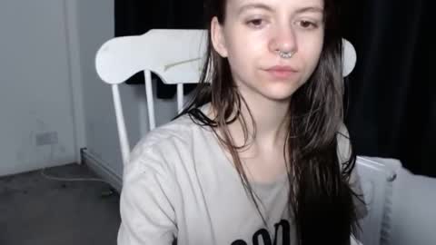 Snapshot of hope_xo chatting on October 4, 11:41 am Hope online show from October 4, 11:41 am