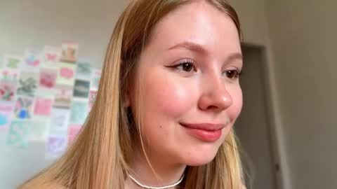 Audrey online show from April 27, 2:31 am