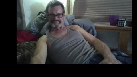Snapshot of horneyjoe48 chatting on April 8, 9:42 am joey online show from April 8, 9:42 am
