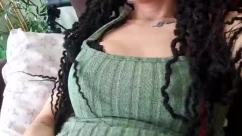 horneymomnextdoor online show from April 4, 12:13 pm