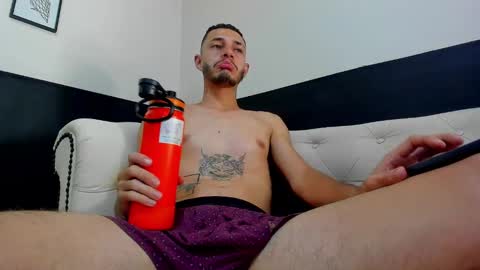 Angel online show from February 5, 1:47 am