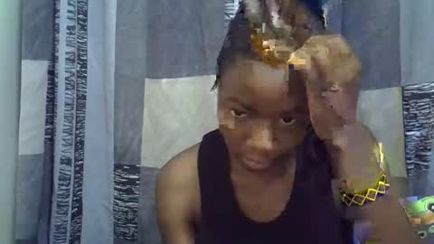 Leila online show from March 20, 7:19 pm