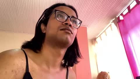 Snapshot of horny_brii chatting on March 29, 12:16 pm horny_brii online show from March 29, 12:16 pm