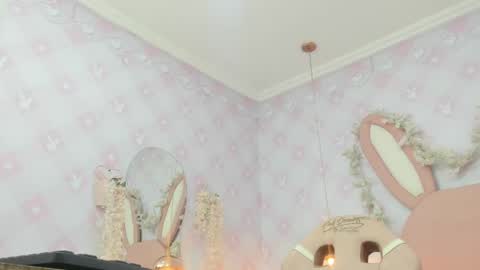 Snapshot of horny_curlss chatting on June 9, 3:40 am Horny Curls online show from June 9, 3:40 am