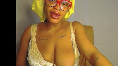 Snapshot of horny_ebonygirl_ chatting on March 17, 3:48 pm horny_ebonygirl_ online show from March 17, 3:48 pm