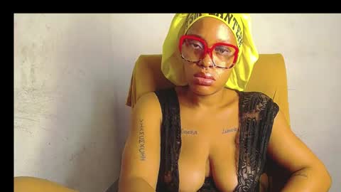 Snapshot of horny_ebonygirl_ chatting on March 20, 7:02 am horny_ebonygirl_ online show from March 20, 7:02 am