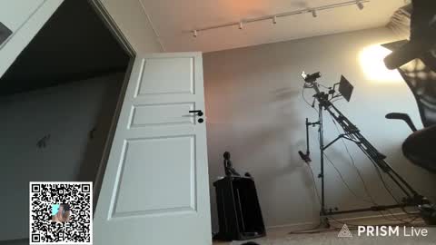 Snapshot of horny_edgucated chatting on December 5, 10:35 am horny_edgucated online show from December 5, 10:35 am