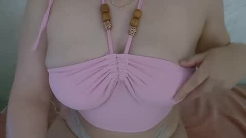 Snapshot of horny_emily1 chatting on October 10, 10:25 am call me emily online show from October 10, 10:25 am