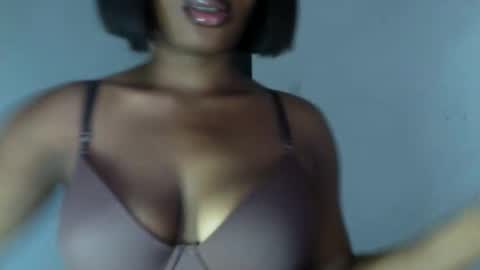 Snapshot of horny_goddess_delilah chatting on May 25, 10:43 am delilah online show from May 25, 10:43 am