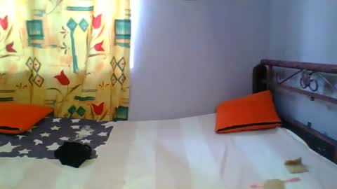 Snapshot of horny_hearts chatting on January 27, 1:30 pm phanice online show from January 27, 1:30 pm