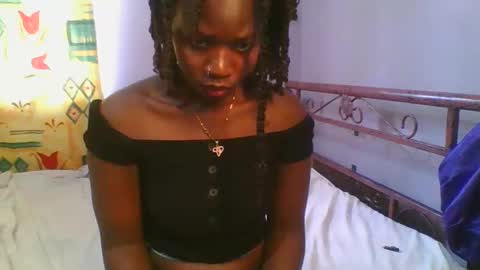 Snapshot of horny_hearts chatting on January 29, 7:36 am phanice online show from January 29, 7:36 am