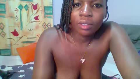 Snapshot of horny_hearts chatting on February 22, 5:13 pm phanice online show from February 22, 5:13 pm