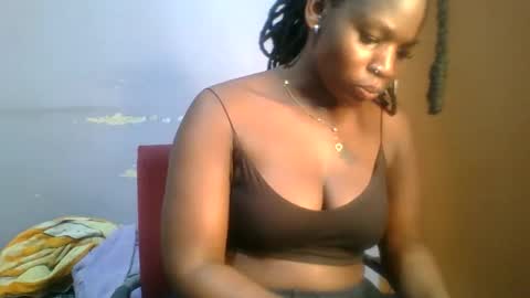 Snapshot of horny_hearts chatting on November 1, 2:41 pm phanice online show from November 1, 2:41 pm