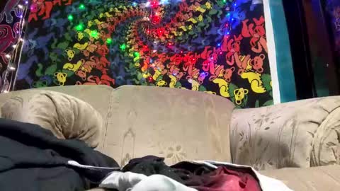Snapshot of horny_hippie420 chatting on December 7, 11:12 pm Horny Rockstar420 online show from December 7, 11:12 pm