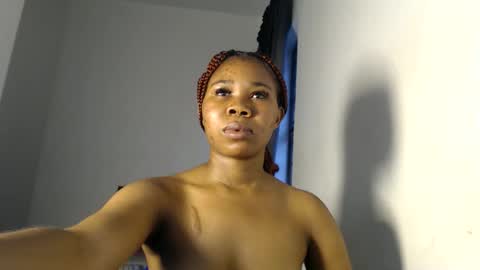 Snapshot of horny_iris chatting on June 9, 8:04 am Iris online show from June 9, 8:04 am