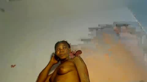 Snapshot of horny_iris chatting on June 29, 7:47 pm Iris online show from June 29, 7:47 pm