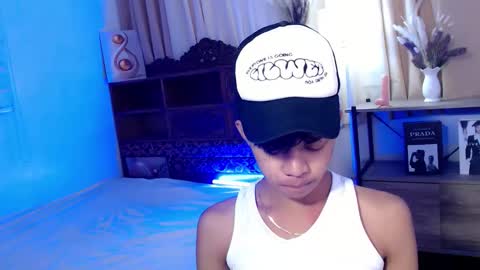 Snapshot of horny_joshxxx chatting on April 27, 3:04 am horny_joshxxx online show from April 27, 3:04 am