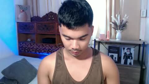 Snapshot of horny_joshxxx chatting on May 8, 6:13 pm horny_joshxxx online show from May 8, 6:13 pm