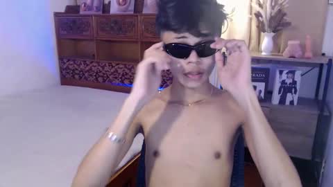 Snapshot of horny_joshxxx chatting on May 19, 4:24 pm horny_joshxxx online show from May 19, 4:24 pm