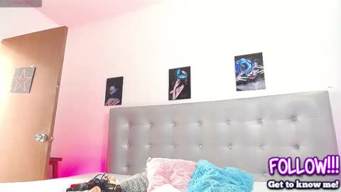 Juliette Roberts online show from March 19, 2:54 pm