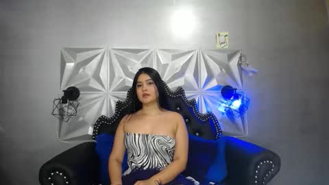 Snapshot of horny_little_lolly chatting on October 9, 3:04 am Lolly online show from October 9, 3:04 am