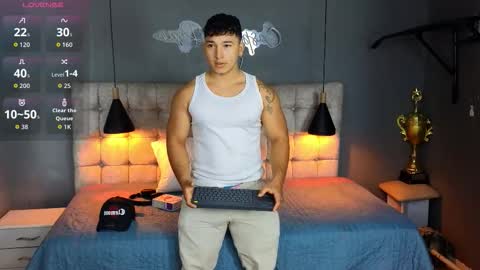 horny_nick18 online show from October 18, 12:06 pm