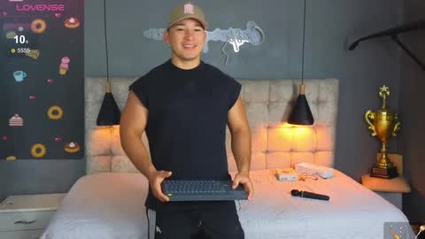 horny_nick18 online show from January 6, 9:24 am