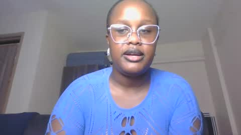Lucy online show from July 19, 1:53 am