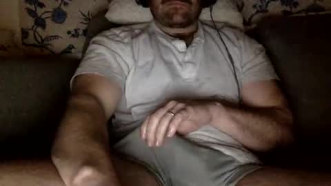 Snapshot of horny_thick_cock chatting on December 5, 3:26 am horny_thick_cock online show from December 5, 3:26 am