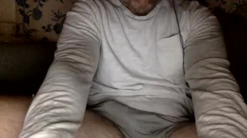 Snapshot of horny_thick_cock chatting on February 17, 4:53 am horny_thick_cock online show from February 17, 4:53 am