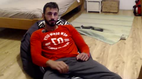 hornyasfuckk33 online show from October 7, 8:39 pm