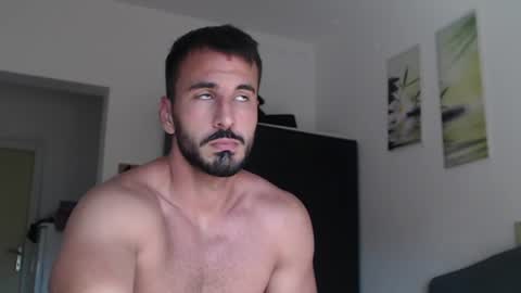 hornyasfuckk33 online show from July 21, 1:35 pm