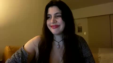 Snapshot of hornybaby675 chatting on May 9, 10:09 am Tina baby online show from May 9, 10:09 am
