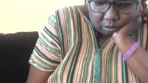 Snapshot of hornybigtitts chatting on December 29, 1:06 pm monica zain online show from December 29, 1:06 pm