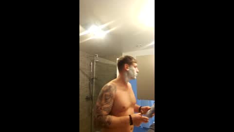 Snapshot of hornybiker117 chatting on May 18, 6:25 pm hornybiker117 online show from May 18, 6:25 pm