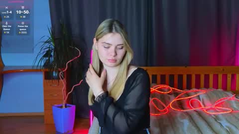 Snapshot of hornycharisma chatting on March 27, 5:12 pm Jolly online show from March 27, 5:12 pm