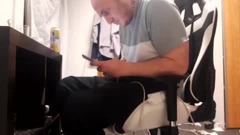 hornycock_1993 online show from January 19, 3:50 am