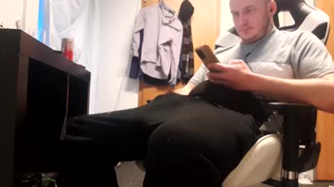 hornycock_1993 online show from January 19, 4:04 pm