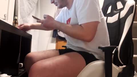 hornycock_1993 online show from January 25, 10:50 pm