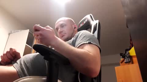 hornycock_1993 online show from January 31, 11:45 pm