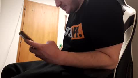 hornycock_1993 online show from February 9, 12:39 am