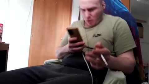 hornycock_1993 online show from February 27, 10:48 am