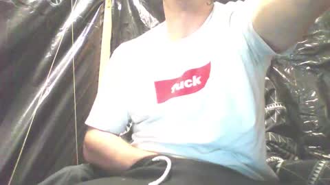 hornycock_1993 online show from September 10, 10:21 pm