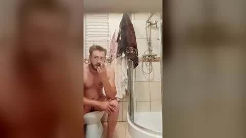 hornydavid_00 online show from August 2, 12:09 am