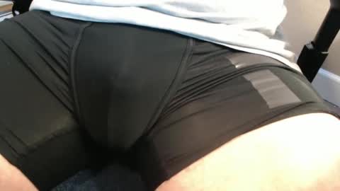 Snapshot of hornydawg50 chatting on February 20, 5:29 pm hornydawg50 online show from February 20, 5:29 pm
